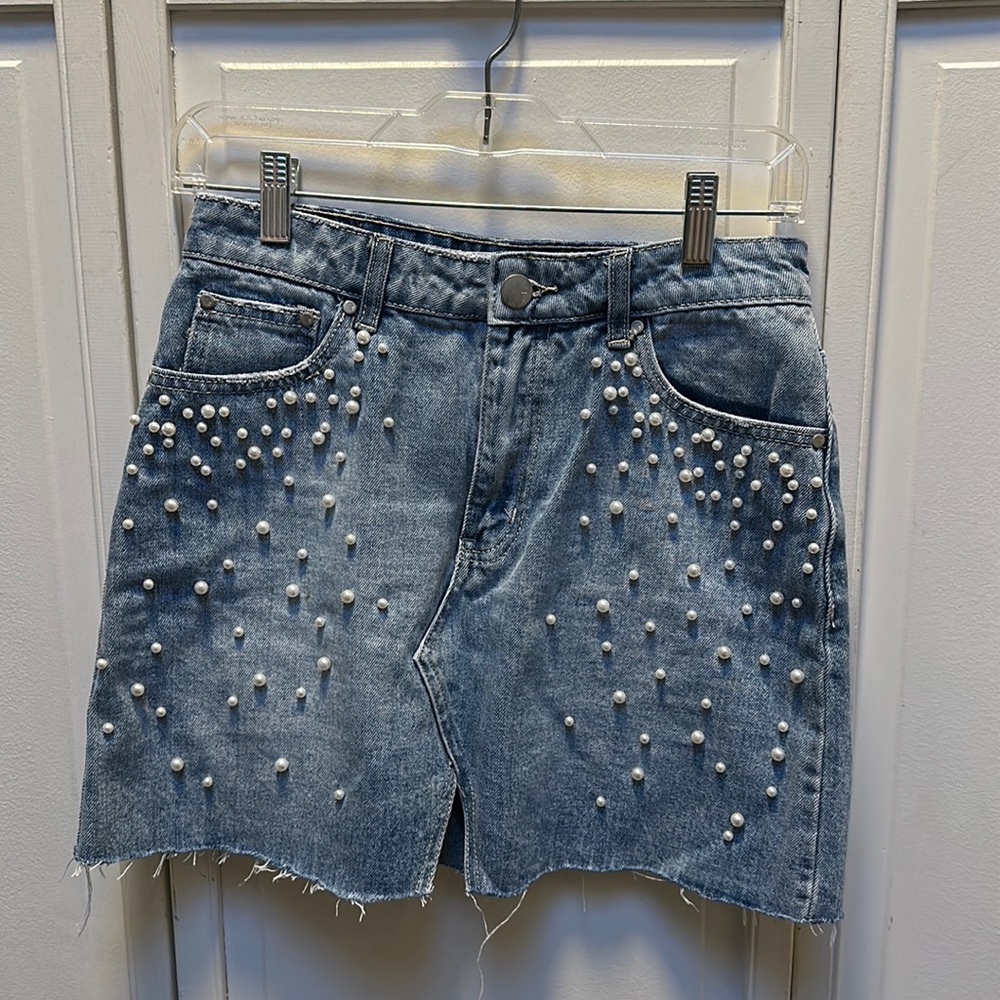 Tobi pearl studded denim skirt size 27